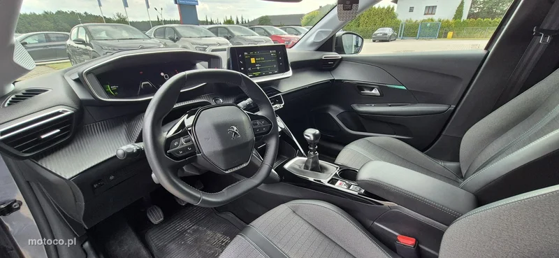 Peugeot 208 18