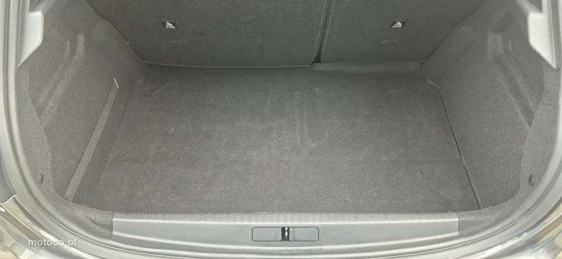 Peugeot 208 26
