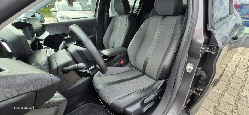 Peugeot 208 9