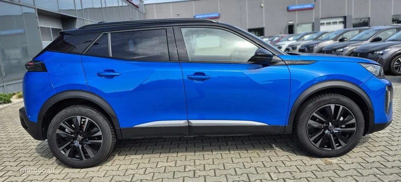 Peugeot 2008 4