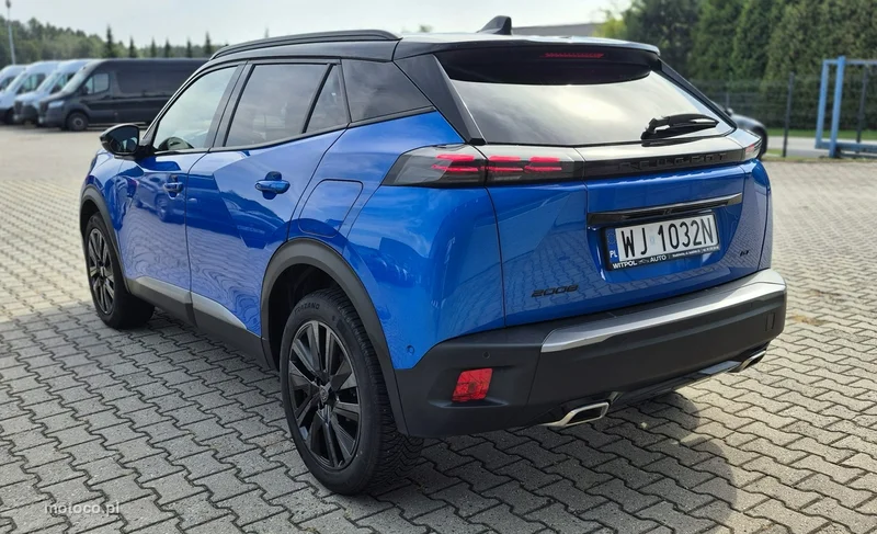 Peugeot 2008 7