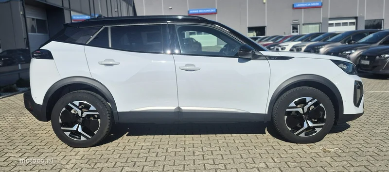Peugeot 2008 4