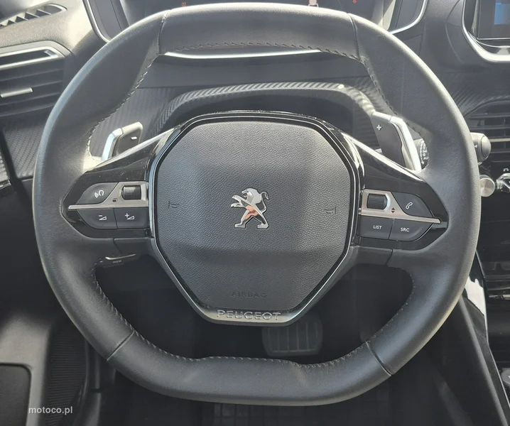 Peugeot 208 15