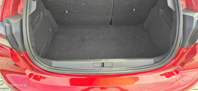 Peugeot 208 28