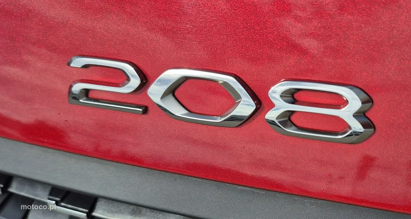 Peugeot 208 32
