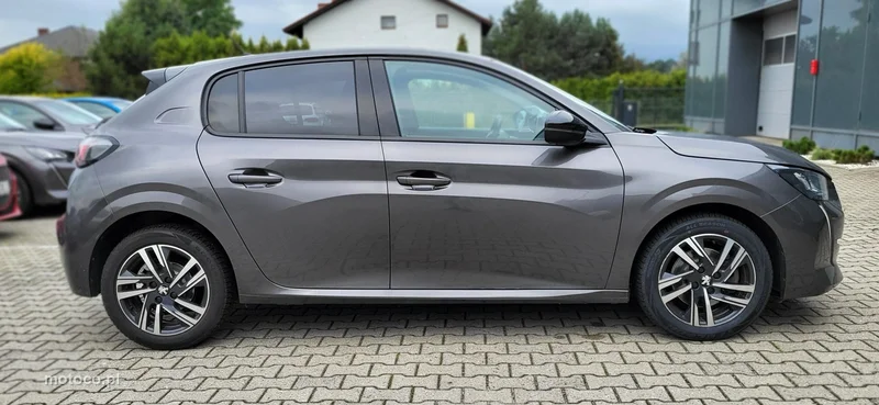Peugeot 208 4