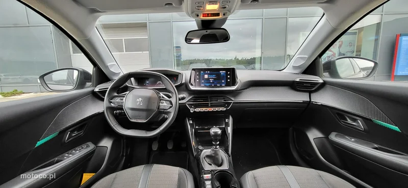 Peugeot 208 10