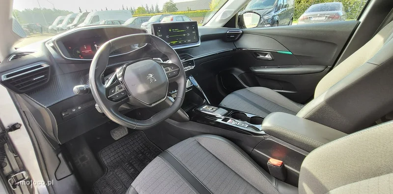 Peugeot 208 16