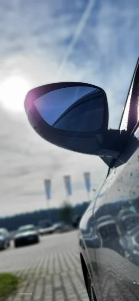 Peugeot 208 30