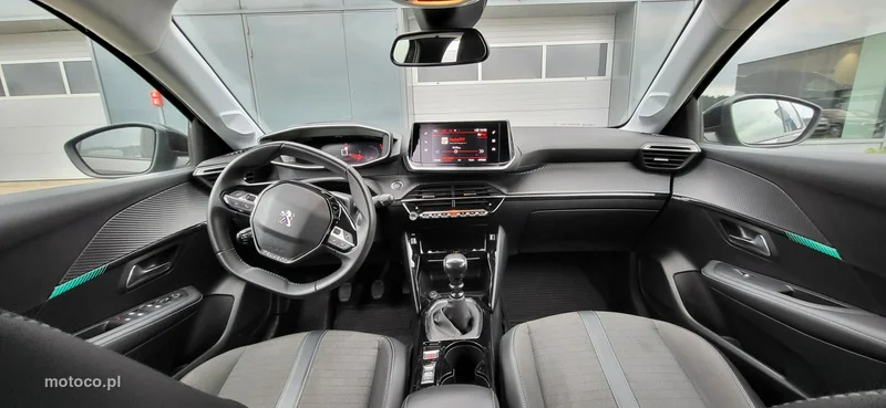 Peugeot 208 12