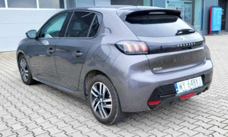 Peugeot 208 7