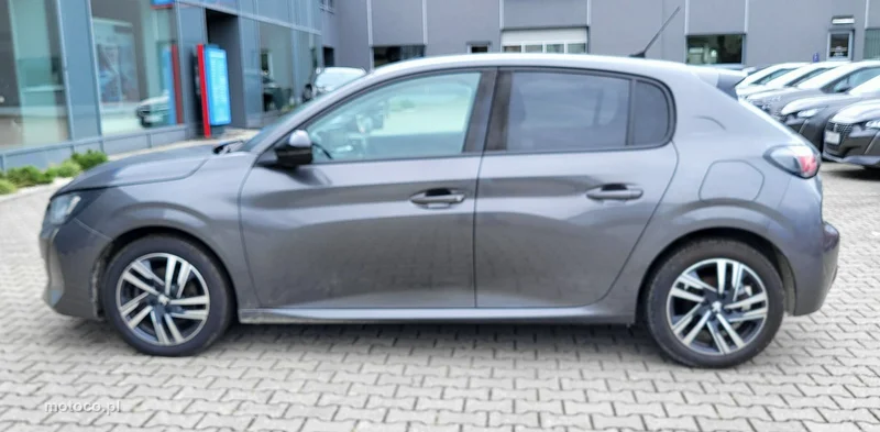 Peugeot 208 8