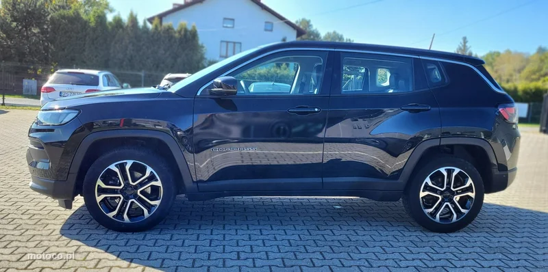 Jeep Compass 8