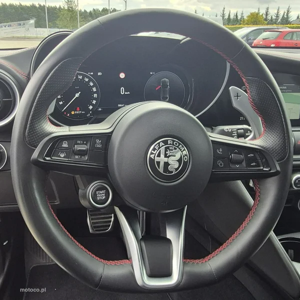 Alfa Romeo Giulia 19