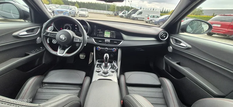 Alfa Romeo Giulia 24