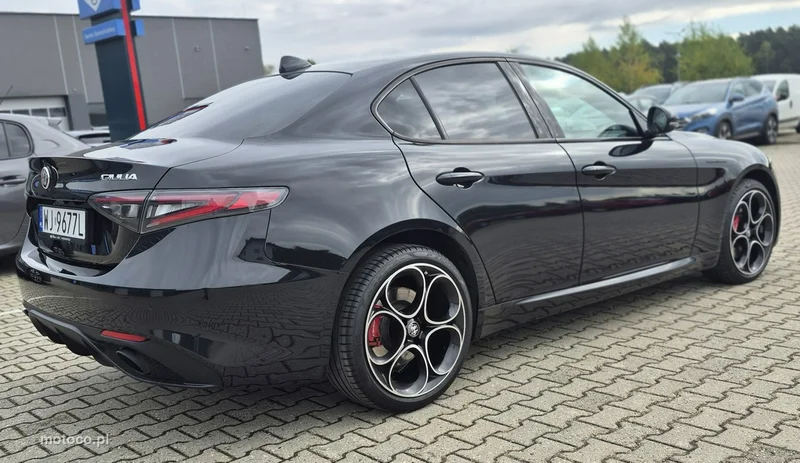 Alfa Romeo Giulia 5