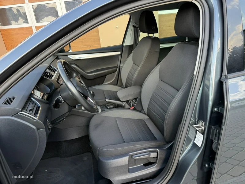 Skoda Octavia III 22