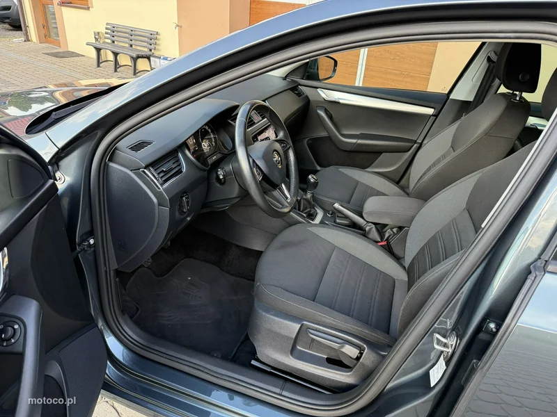 Skoda Octavia III 23