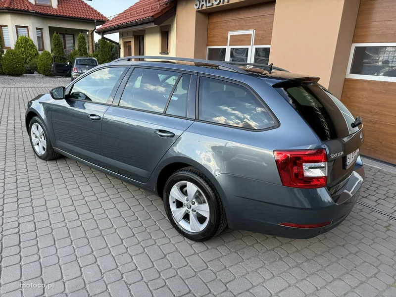 Skoda Octavia III 10