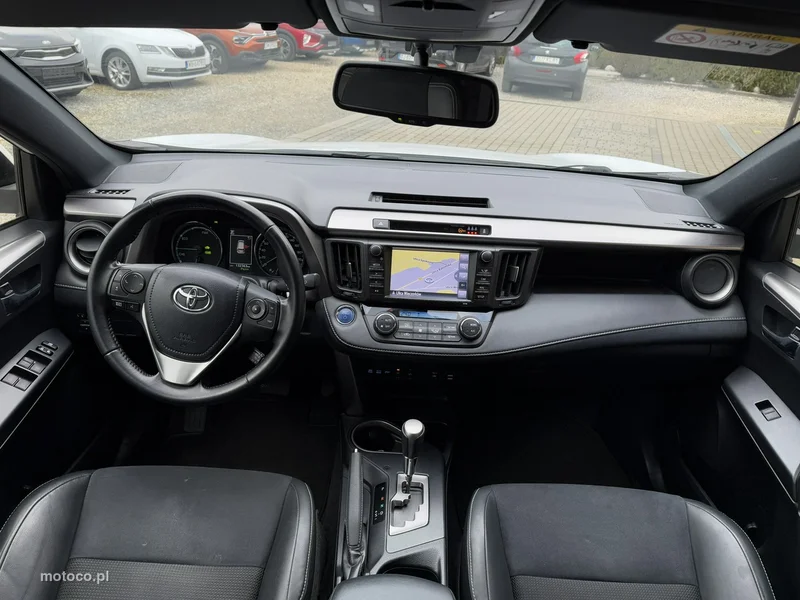 Toyota RAV 4 XA40 14