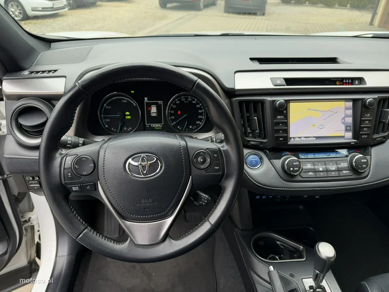 Toyota RAV 4 XA40 15