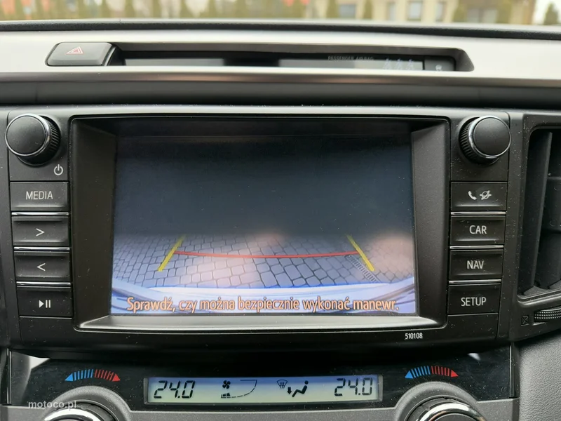 Toyota RAV 4 XA40 18