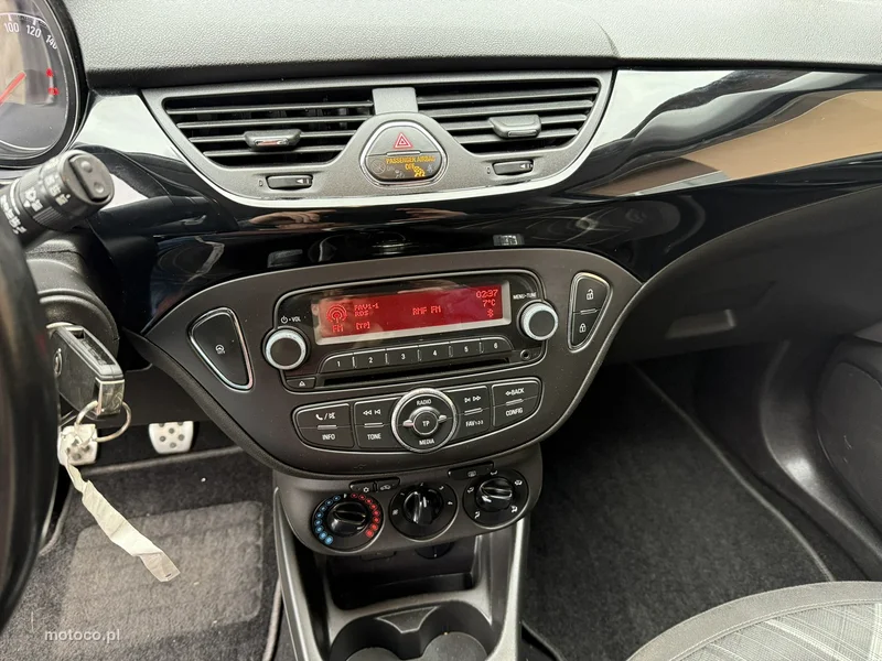 Opel Corsa E 17