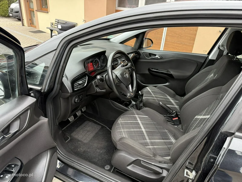 Opel Corsa E 19