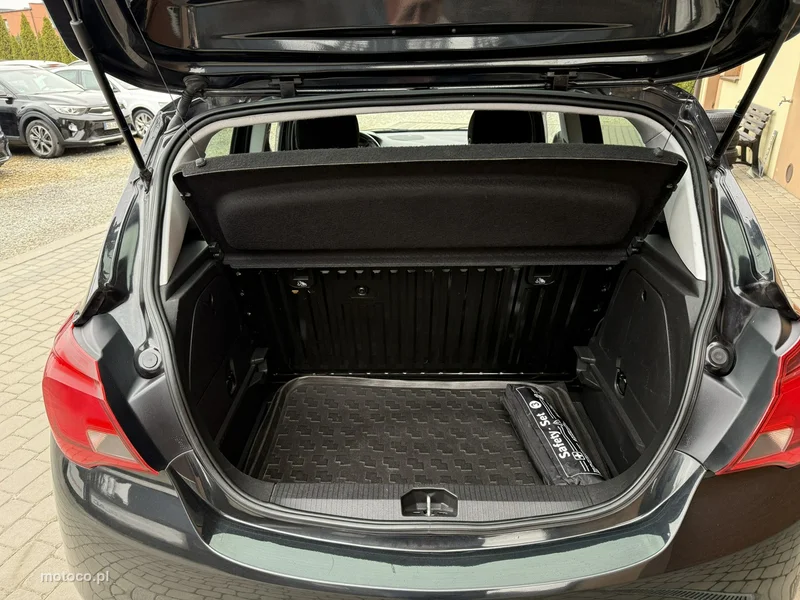 Opel Corsa E 24