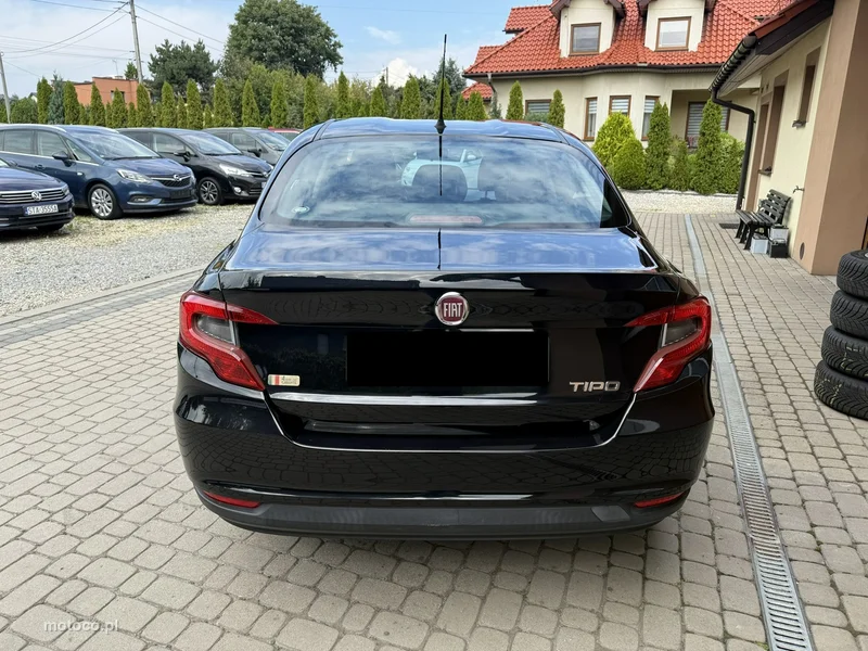Fiat Tipo 8