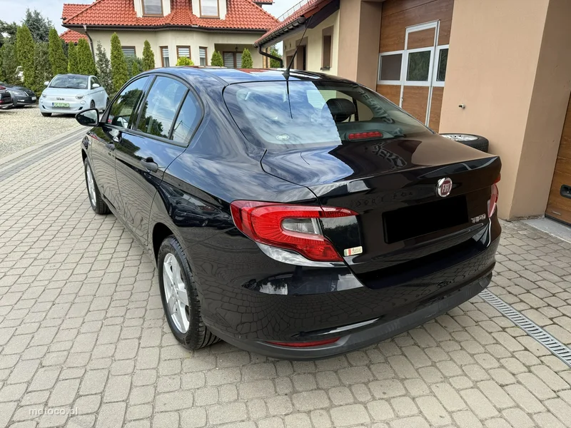 Fiat Tipo 9