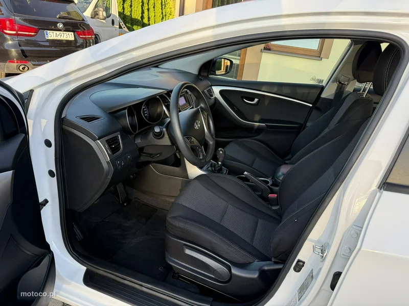 Hyundai i30 19