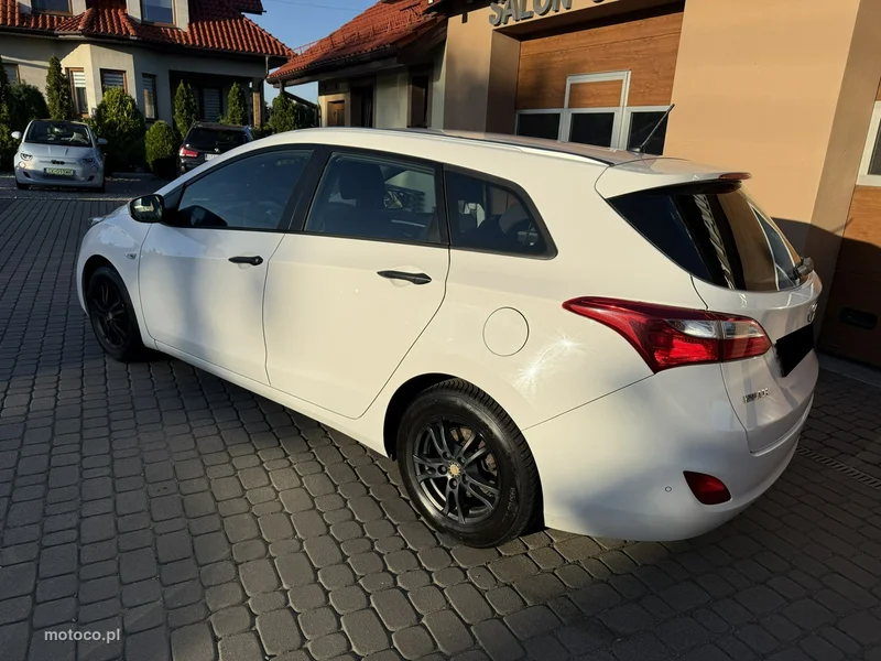Hyundai i30 10