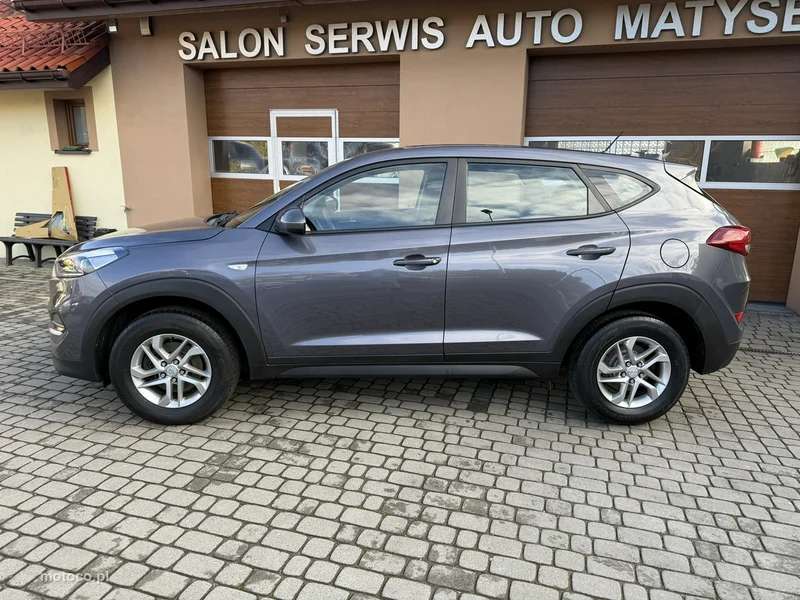 Hyundai TUCSON 10