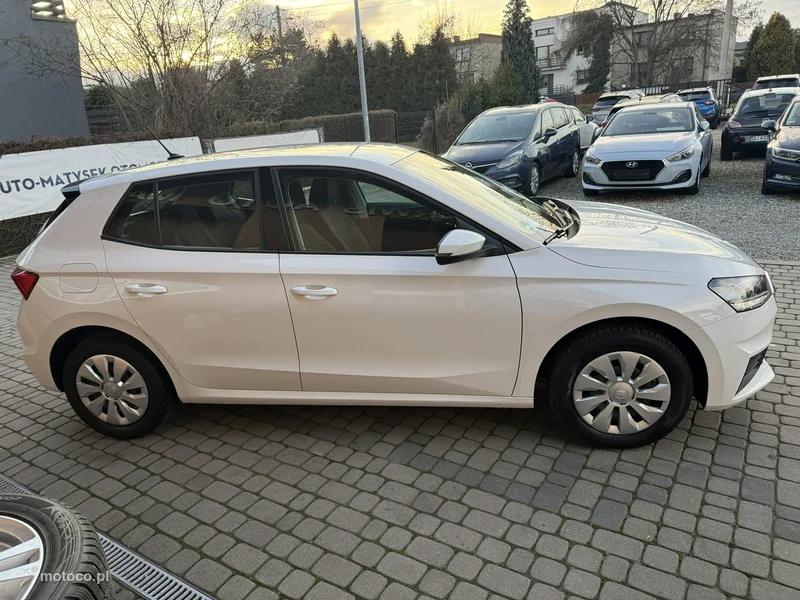 Skoda Fabia IV 5