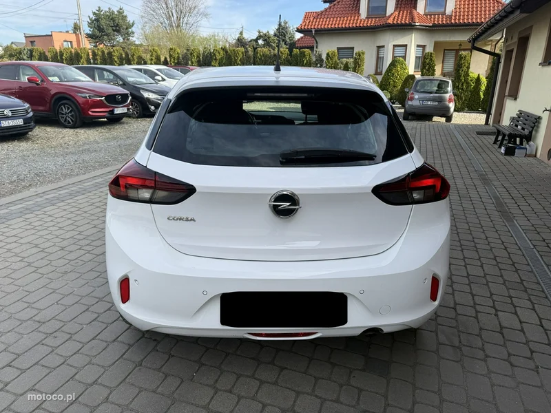 Opel Corsa F 8