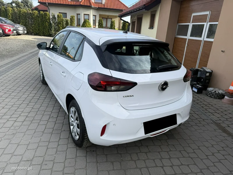 Opel Corsa F 9
