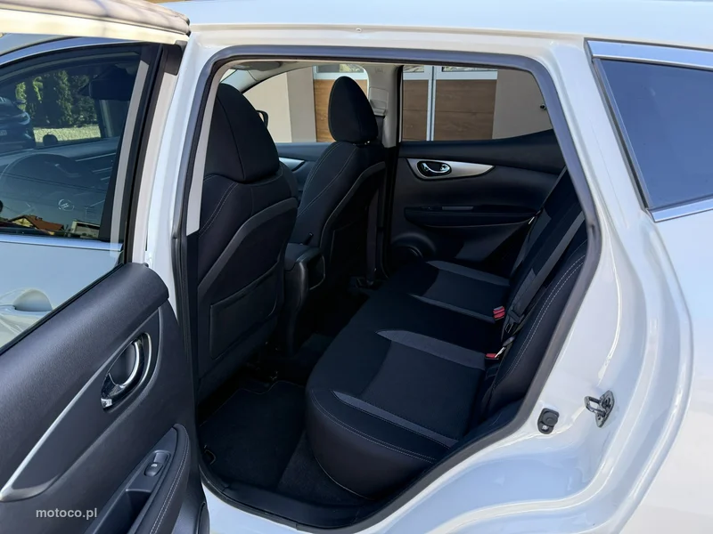 Nissan Qashqai 24