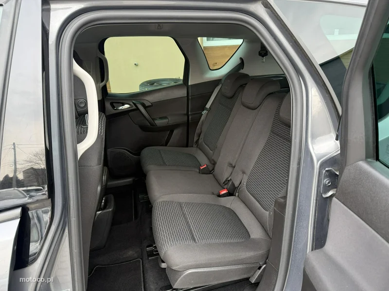 Opel Meriva B 19