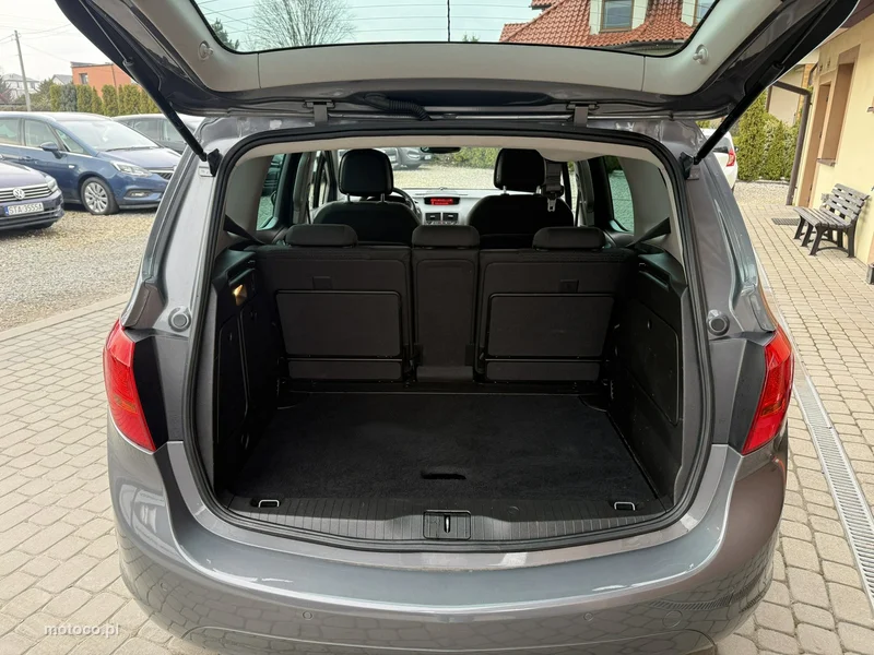 Opel Meriva B 24