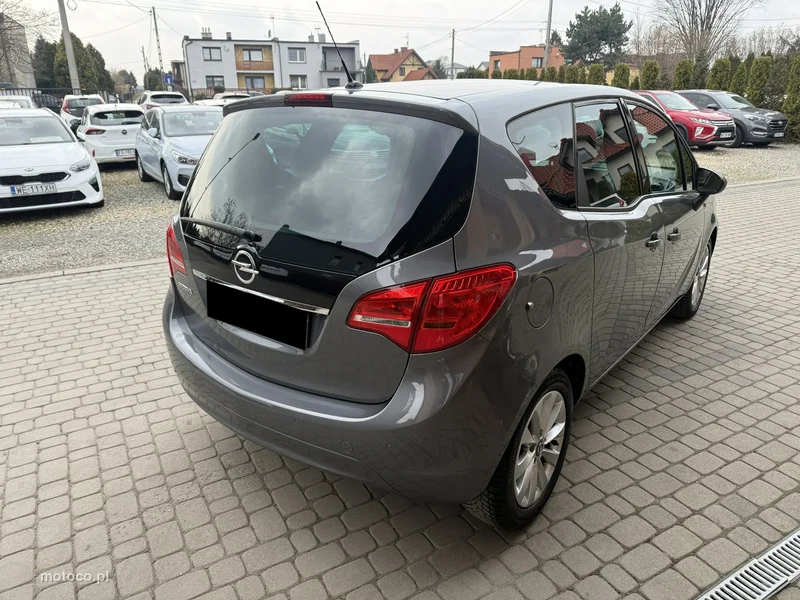 Opel Meriva B 7
