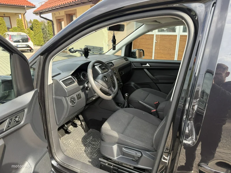 Volkswagen Caddy IV 19