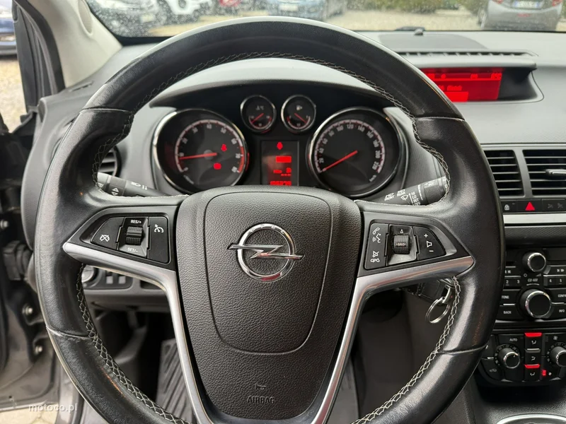 Opel Meriva B 16