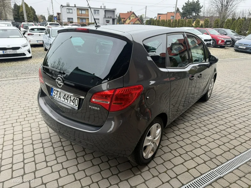 Opel Meriva B 7