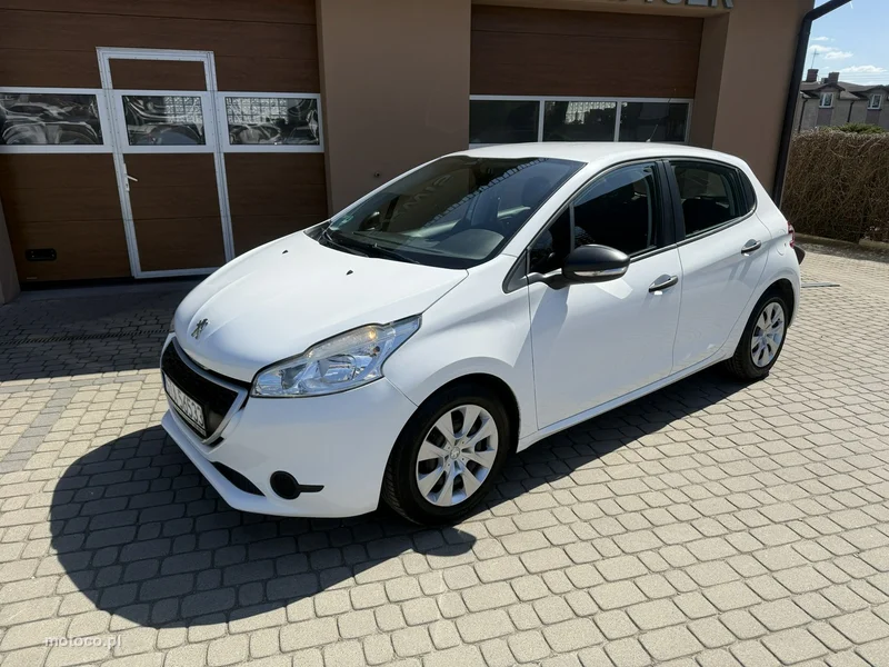 Peugeot 208 12