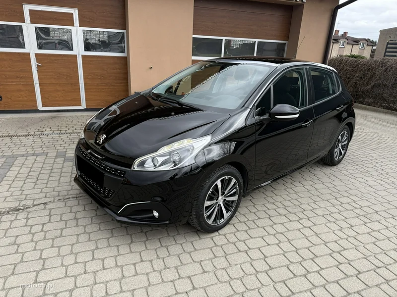 Peugeot 208 12