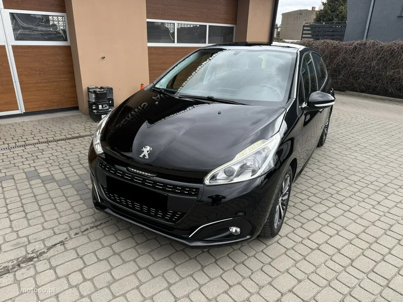 Peugeot 208 13