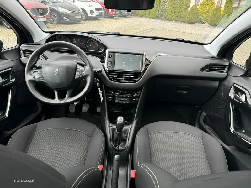 Peugeot 208 14