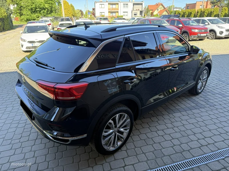Volkswagen T-Roc A1 6