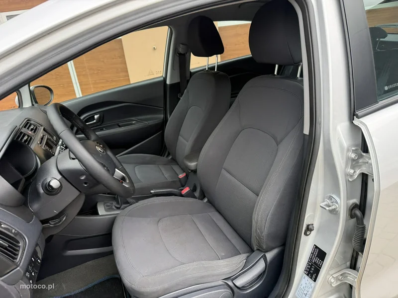 Kia Rio 16